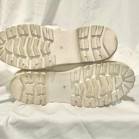 Sz 12 Steve Madden 'The Guard Boot' Cream - Picture 14 of 16